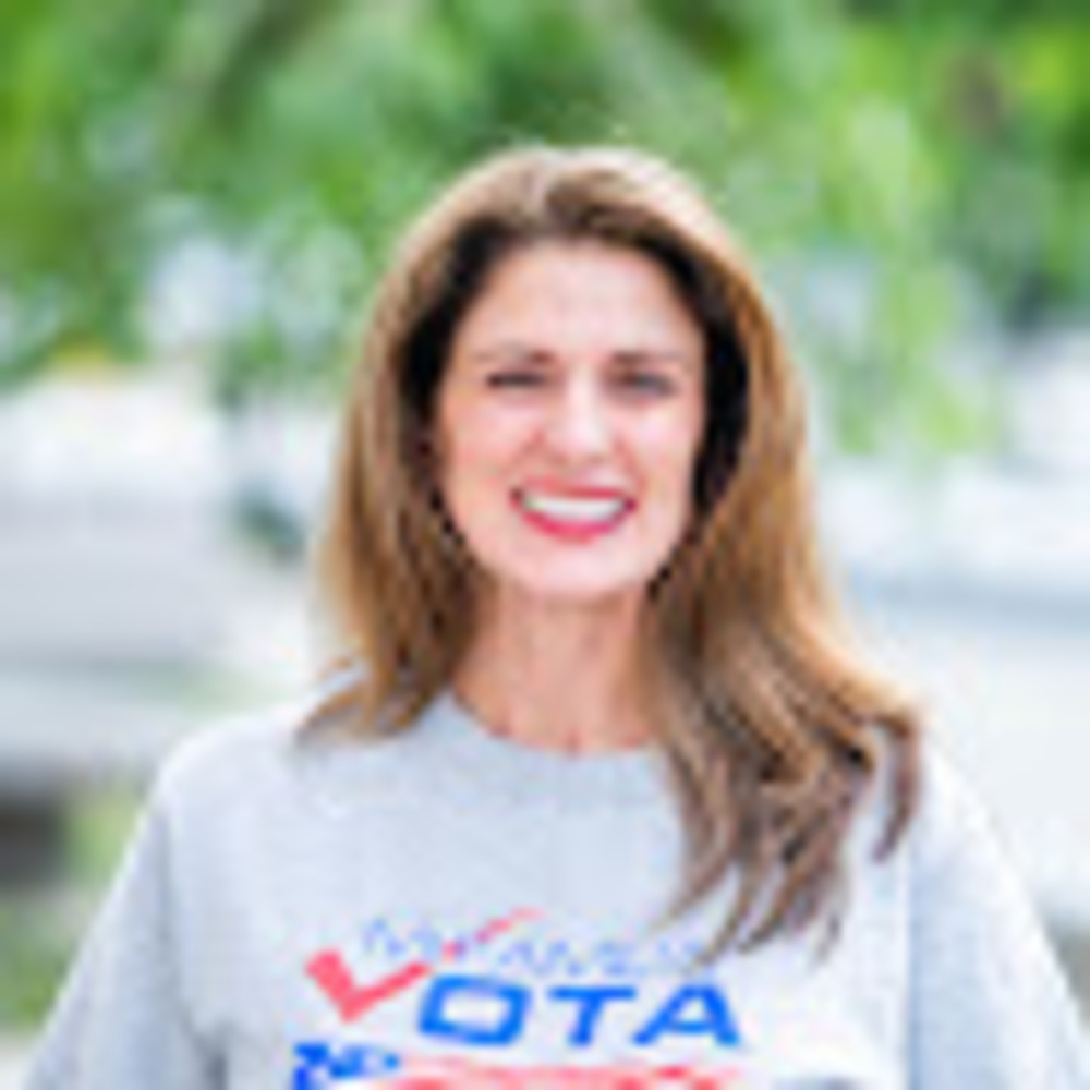 Meet your Posher, Denise